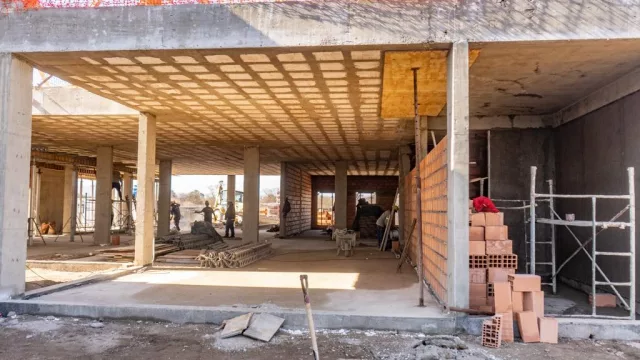 Avanza la construcción de la nueva sede de la Universidad Provincial en Villa Dolores (2.134 m² y $ 5.114 millones invertidos)