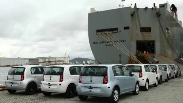 Las importaciones de autos crecieron 42%