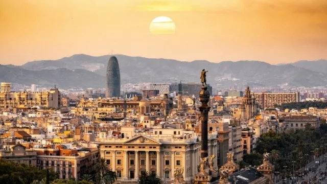 La respuesta es Barcelona, dice