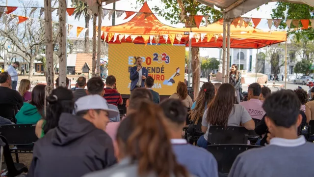 Los jóvenes deciden qué estudiar: Jesús María prepara su 5º Expo Emprendé Futuro