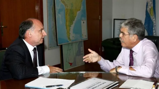 ENINDER: Eduardo Accastello, junto a Julio De Vido.