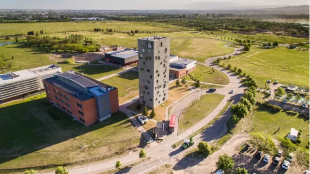 ¿Cómo será? Universidad Siglo 21 y Universo Jiménez presentan un proyecto “que va a redefinir el concepto de arena” en Argentina