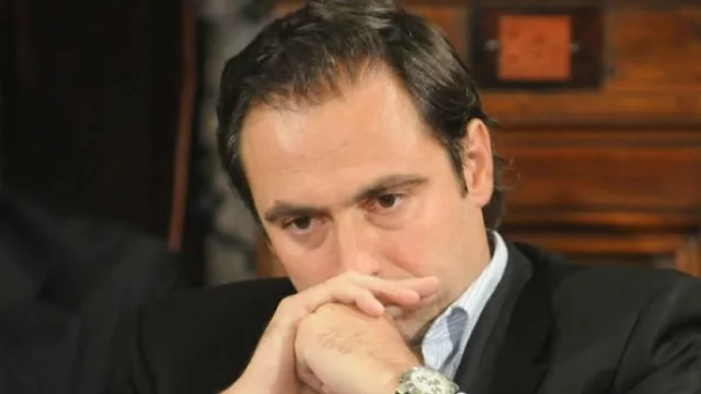 Desaprueba la gestión de Mestre y dice...