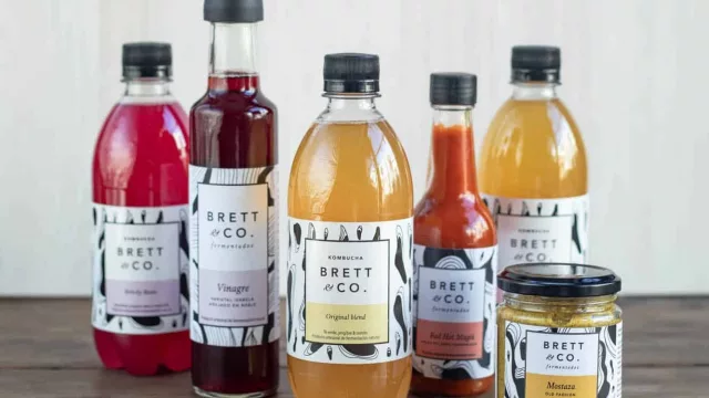 Brett & Co, la cordobesa que produce bebidas y alimentos fermentados (su kombucha, producto estrella, alcanza los 6.000 litros mensuales)