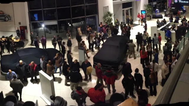 Lanzamiento en la concesionaria MotCor , donde se podía ver a la camioneta en sus múltiples facetas  en pantallas interactivas.