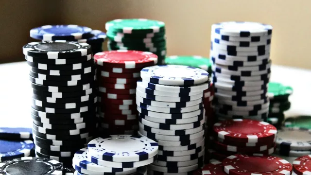 Bonos sin depósito: beneficios, riesgos y mitos que debes conocer antes de jugar al casino