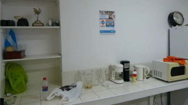 Cocina donde almuerzan todos juntos.