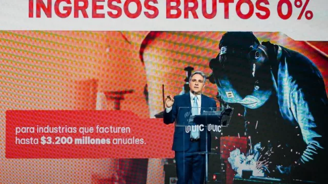 Córdoba reduce a 0 el impuesto a los Ingresos Brutos a las industrias que facturen hasta $ 3.200 millones al año