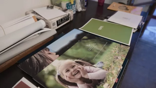 Alguno de los trabajos de folletería realizados para clientes.