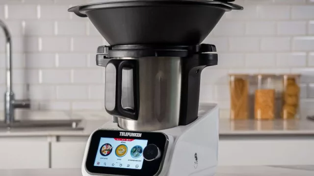 Cocinar sin saber cocinar: el Robot Chef de Telefunken llega a la Argentina (con 750 recetas y 9 accesorios)