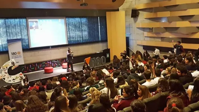 Culminó la 7ma. edición del congreso “180 Colegios por la Patria” (en la Universidad Siglo 21)