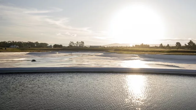 Acquavista pone en marcha su principal amenity: la primera Crystal Lagoon de Córdoba (cuántos litros lleva y cuándo estará lista)