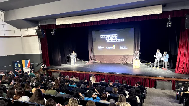 Una Avant Première histórica: el Festival intercolegial de cortos escolares Clack nacido en Jesús María brilló en el Teatro Ciudad de las Artes