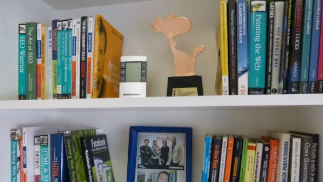 La foto de Hay Equipo sección del Diario de InfoNegocios, siempre presente en la agencias. 