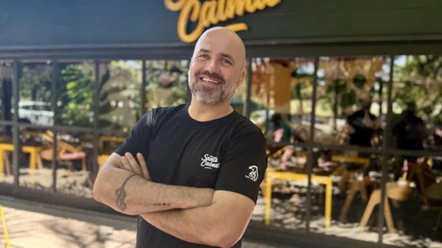 Trabajaba como ingeniero industrial y dejó todo para abrir SantaCalma (elegido "Mejor Resto Bar Clásico")
