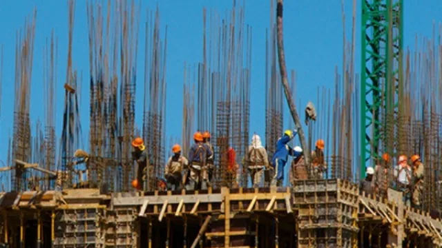 Desarrollistas ven veranito por blanqueo, baja de tasas y dólar atrasado (temen quedar fuera de las UVIs)