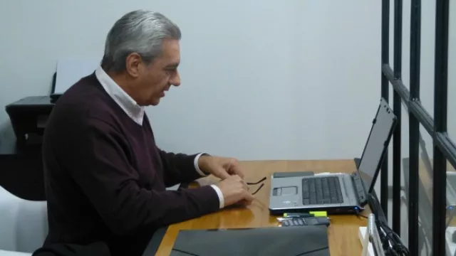 Luis Centeno (padre) lleva adelante las finanzas de la agencia.