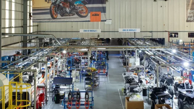 Cerró una histórica fábrica de motos en Campana: 50 trabajadores quedaron sin empleo