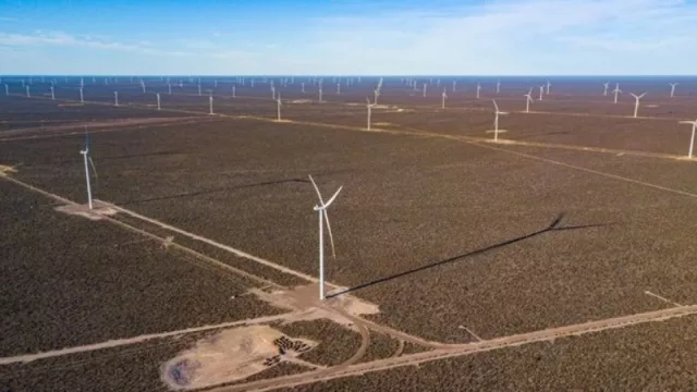 Aluar profundiza su estrategia de energías renovables (y proyecta inversiones por US$ 745 millones)