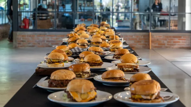 Se eligieron a las mejores hamburguesas de Córdoba (hay top ten de clásicas y gourmet)