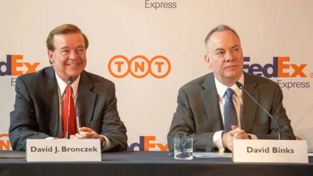 FedEx adquiere TNT Express (tardará en digerirla)