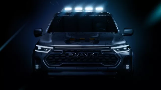 No arranca la Titano, problemas para Fiat (¿salvará la RAM Dakota la línea de producción de pickups en Ferreyra?)