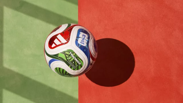 Damas y caballeros, con ustedes, Trionda (así es -y esto cuesta- la pelota Adidas oficial de la Copa Mundial de la Fifa 2026)