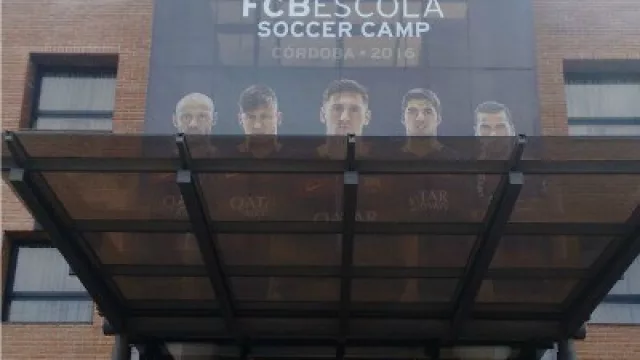 Neymar, Suárez y Messi en el Neper Hotel (llega la “escuelita” del Barça a Córdoba)