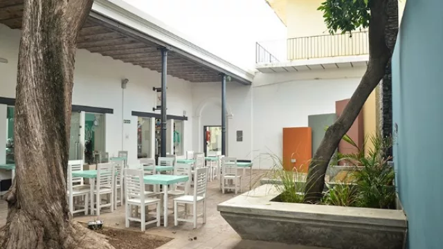 El sector de Tesai Mercado de Té, tiene una ambientación romántica. 