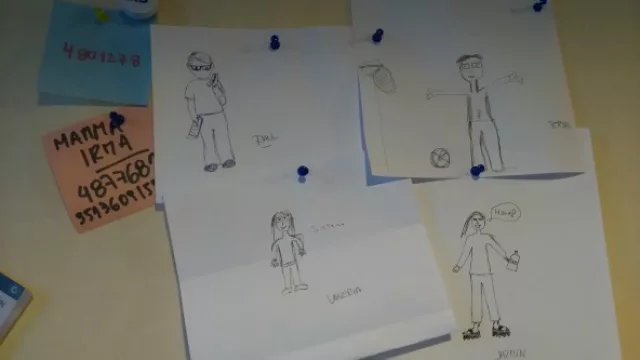 Dibujos de los chicos  hicieron en una de las actividades grupales que realizan.