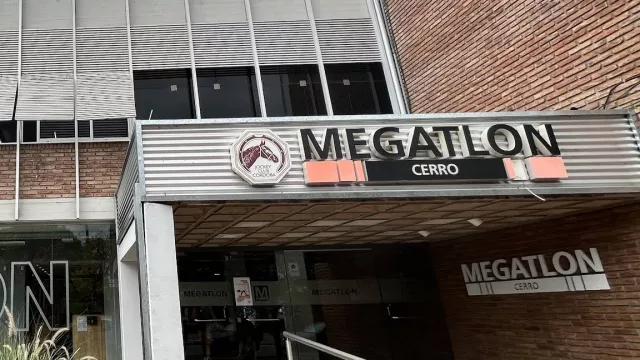 Locales Comerciales, la cordobesa con más de dos décadas construyendo para las grandes marcas (Mercedes Benz, Mostaza, Starbucks y más)