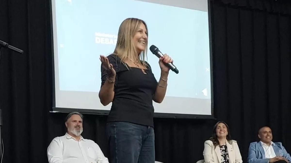 Más de 50 expositores en el Encuentro Regional de Emprendedores en ...