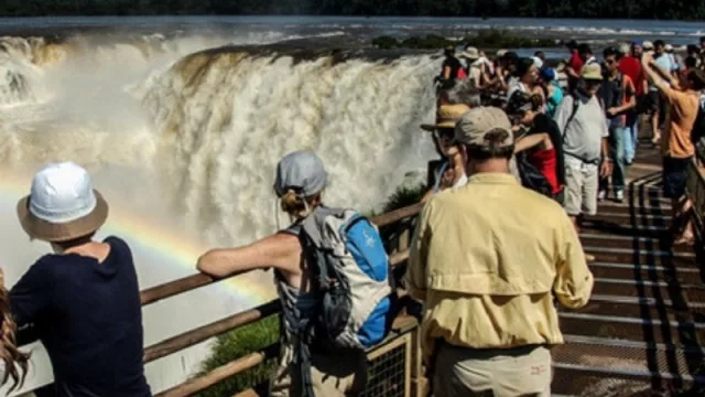 No sos de por acá, ¿no?: Chilenos y Brasileños lideran el ranking de turistas extranjeros en Argentina