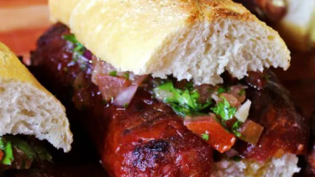 InfoNegocios será jurado en el Tercer Festival Mundial del Choripán (mandamos uno que sabe)