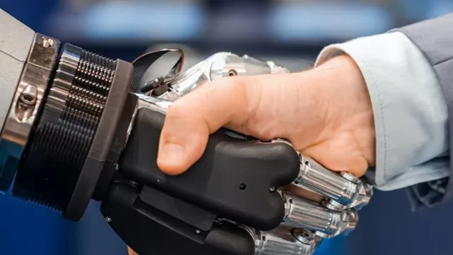 Las empresas están perdiendo una ventaja por no usar la IA para conectar con sus clientes, dice informe del WSJ