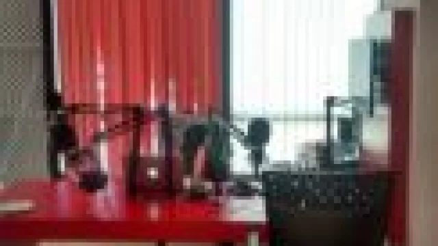 Los Meroli entran al negocio de los medios