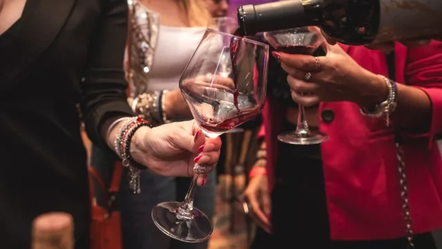 Moor Barrio: la bodega bonsai de Argentina presentará su exclusivo blend por primera vez en Córdoba (producción mínima de 1.300 botellas)