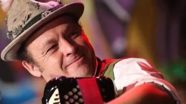 El día del acordeón al escenario de la Oktoberfest (con un homenaje muy especial)