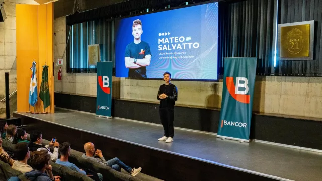 Mateo Salvatto pasó por Córdoba: ¿ya tiene cómo traer sus impresoras de cemento Grondplek? (Háblalo llega a las apps de Bancor)