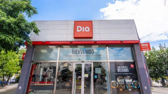 Dia Argentina (la primera cadena de supermercados con franquicias en el país) impulsa a emprendedores locales con tiendas de cercanía