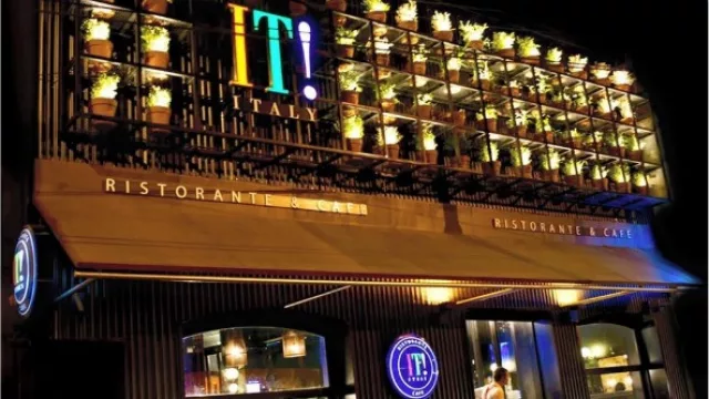 La fachada de IT! Italy en barrio General Paz.