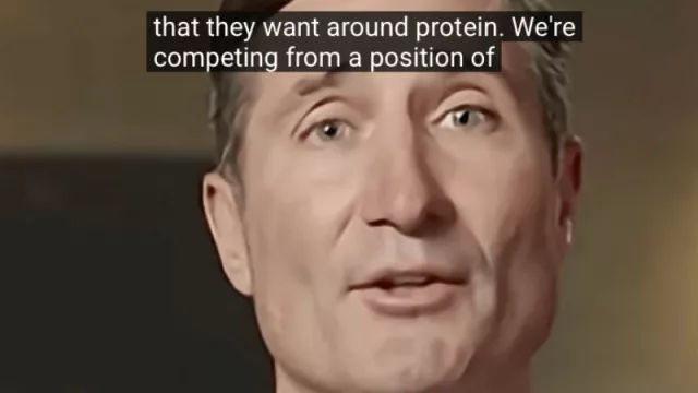 Starbucks redefine el café: cuando la proteína se convierte en el nuevo Pumpkin Spice (y un CEO 50+ lidera la revolución phygital)