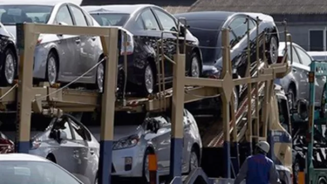 Cayó 20% la importación de autos en 2015