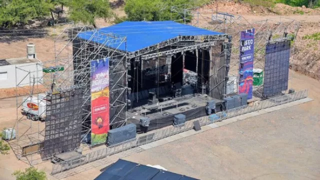 Orfeo Park cuenta con un montaje para albergar 25.000 personas.