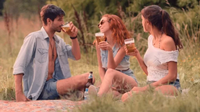"Quilmes Camp" la nueva campaña de verano de la marca. 