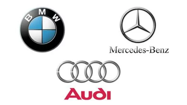 Se sacan chispas (pero ganó BMW)