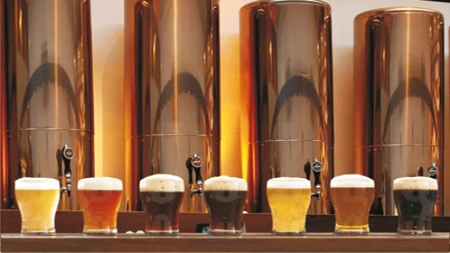 Cerveza, vino y sidra le ganan la pulseada al whisky