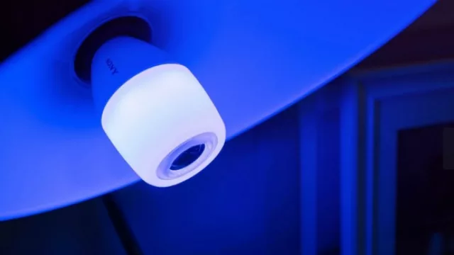 ¿Esa lámpara habla?