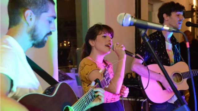 Rosario Ortega cantó canciones de su primer disco como solista: “Viento y sombra”