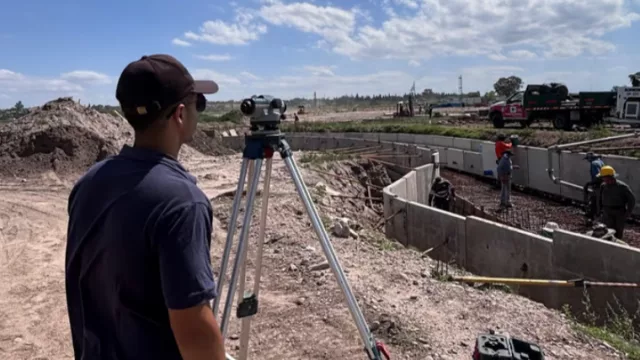 INAP, la pyme cordobesa que mide al milímetro: tecnología GPS de vanguardia, 500.000 m2 ejecutados y obras para 10 años con Polo 52